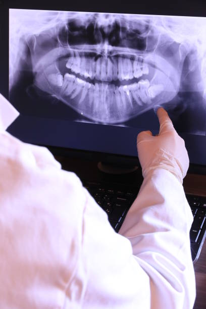 Best Broken or Cracked Tooth Emergency Dentist in Lacoochee, FL